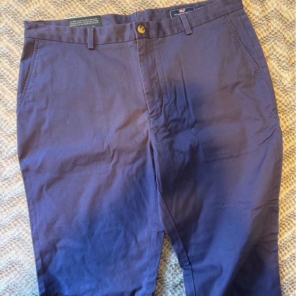 Vineyard Vines Breaker Pants - Picture 2 of 2